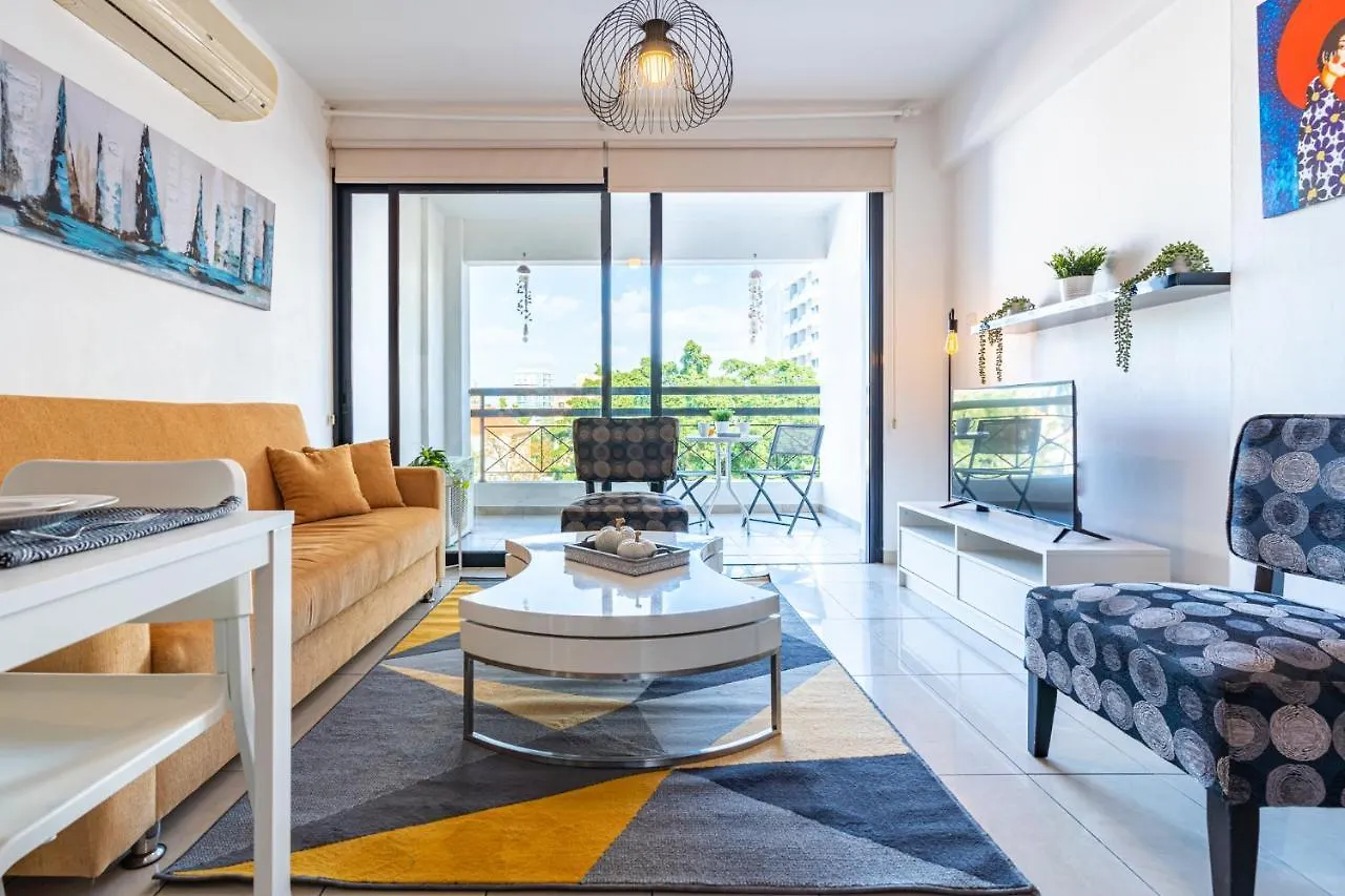 Odin 1-Bedroom Apartment In لارنكا