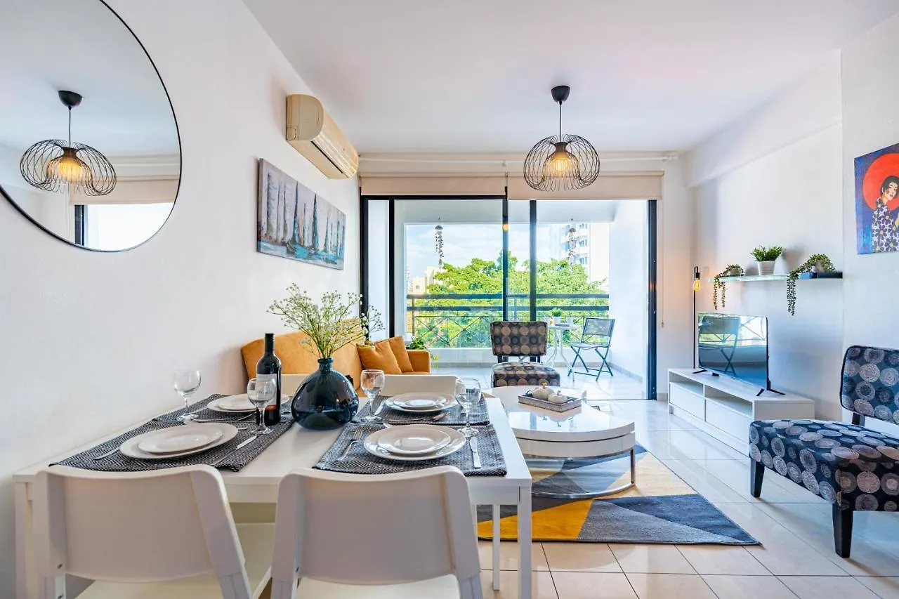 Odin 1-Bedroom Apartment In لارنكا